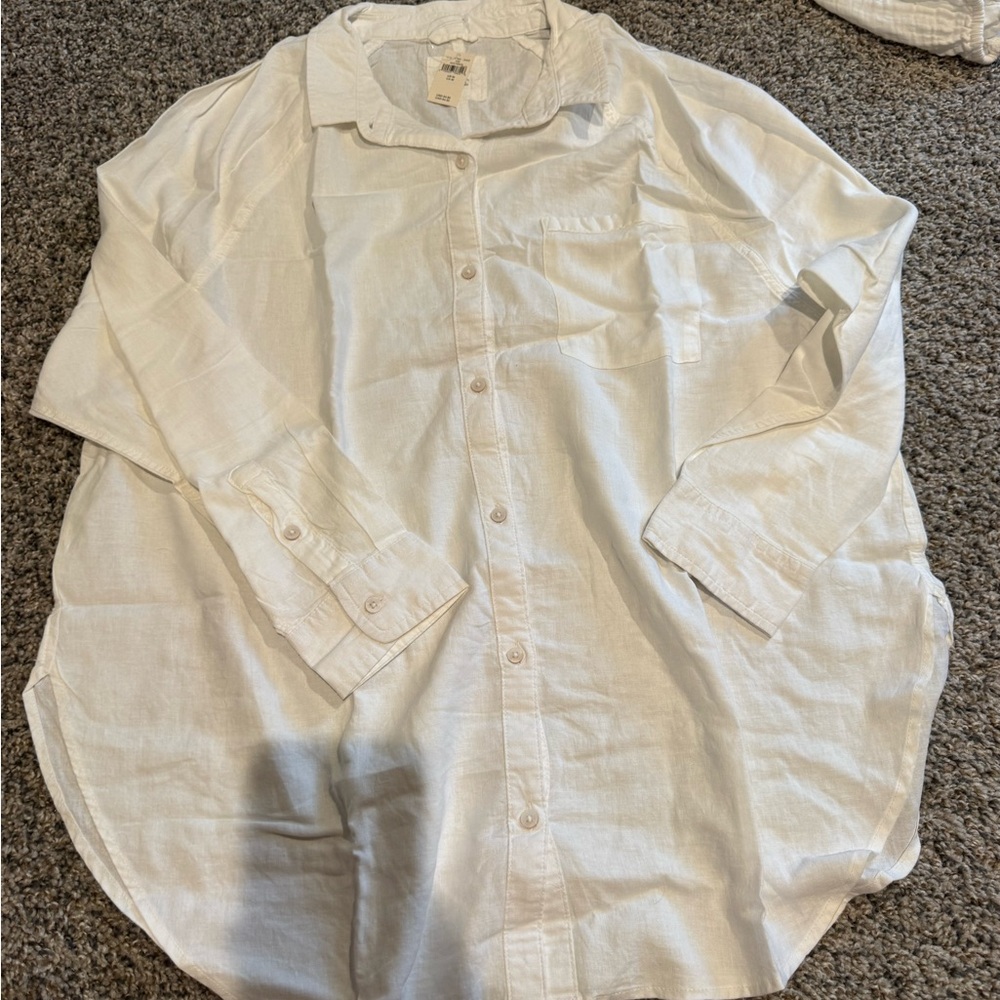 Aerie White Long-Sleeve Button-Down Shirt